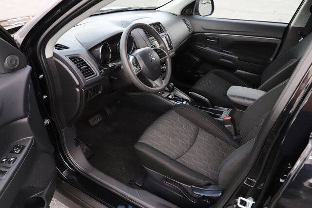 2024 Mitsubishi Outlander Sport S