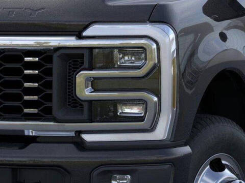 2025 Ford F-350 Super Duty Platinum