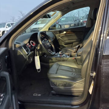 2019 Audi Q5 quattro Premium 45 TFSI