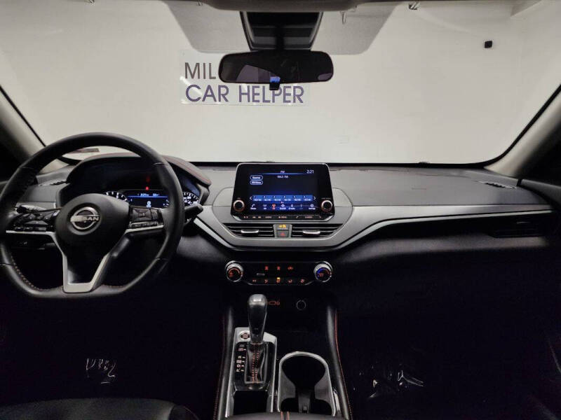 2023 Nissan Altima 2.5 SR