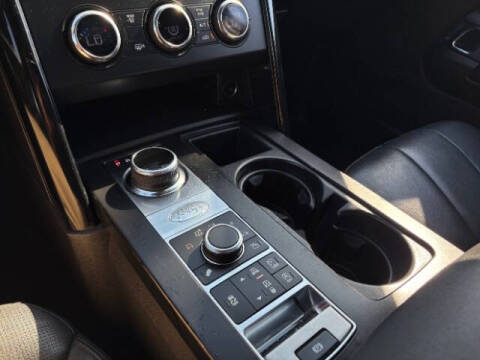 2017 Land Rover Discovery SE