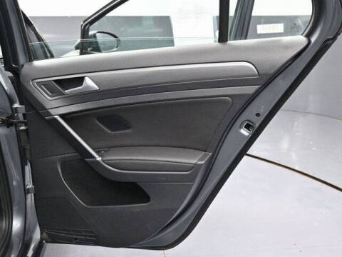 2021 Volkswagen Golf TSI