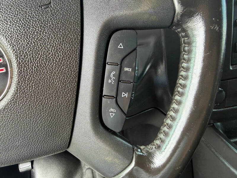 2022 GMC Savana 2500