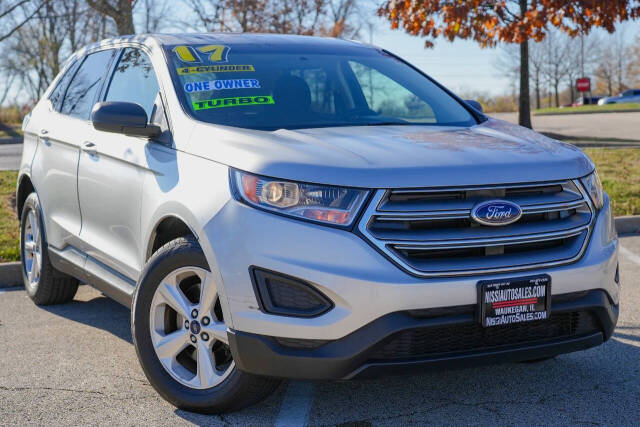 2017 Ford Edge SE's photo