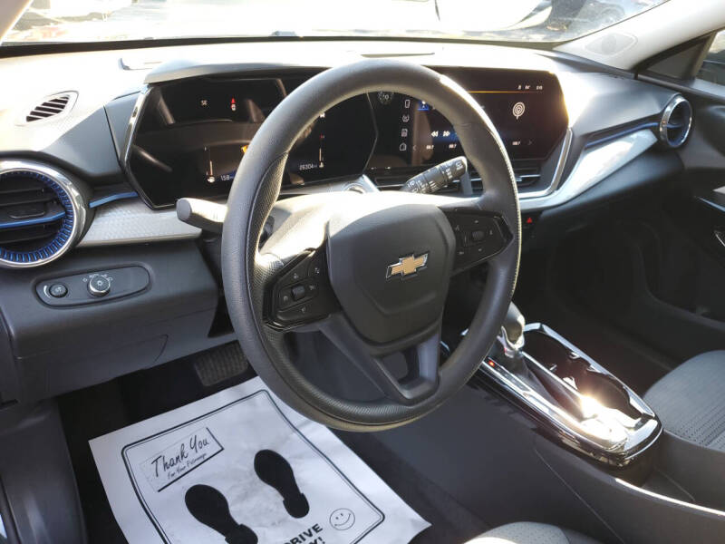 2025 Chevrolet Trax LT