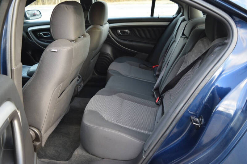 2016 Ford Taurus SEL