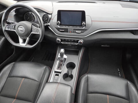 2020 Nissan Altima 2.5 SR