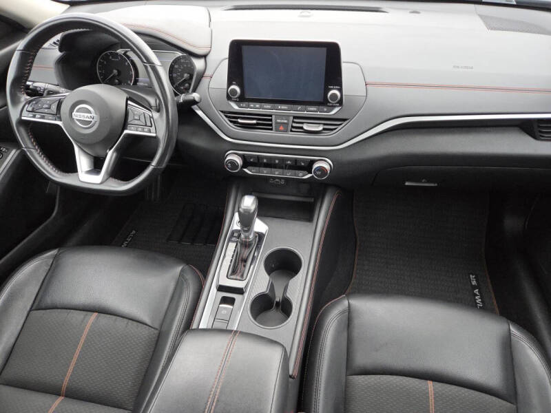 2020 Nissan Altima 2.5 SR