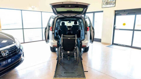 2024 Chrysler Pacifica Touring