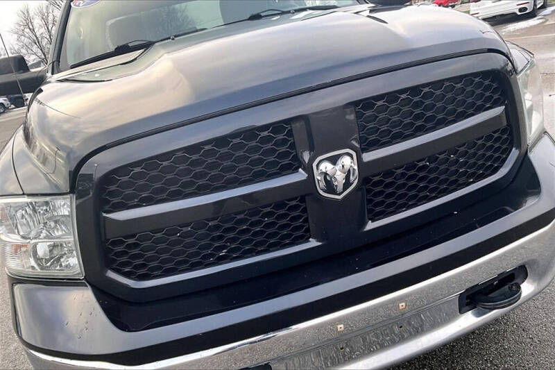2017 RAM 1500 SLT