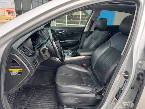 2015 Kia K900 Premium