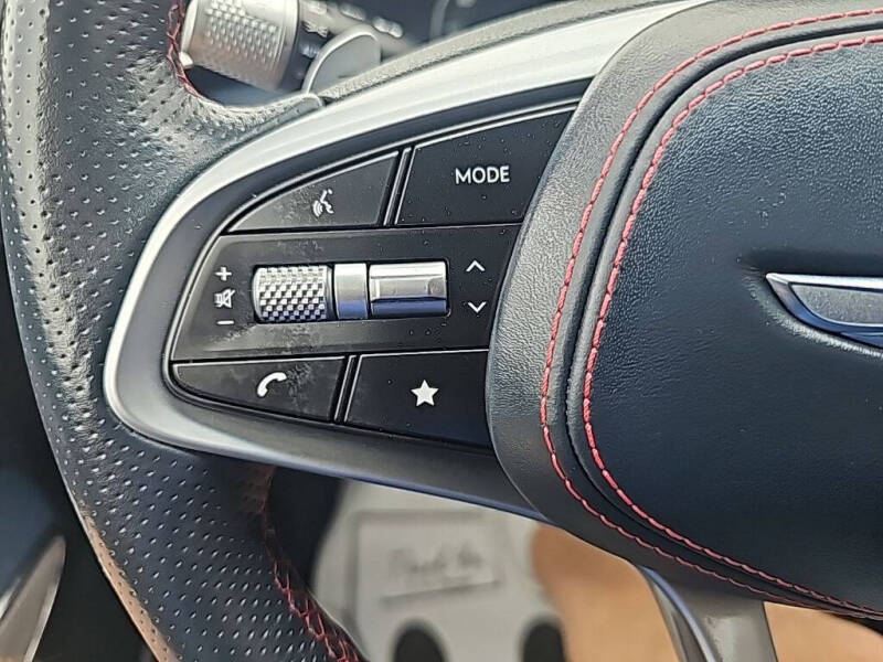 2023 Genesis GV70 2.5T Standard