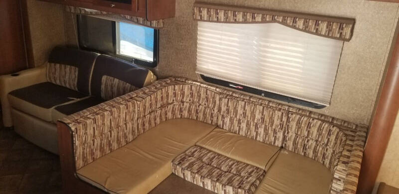 2013 Dutchmen Kodiak Express 216es
