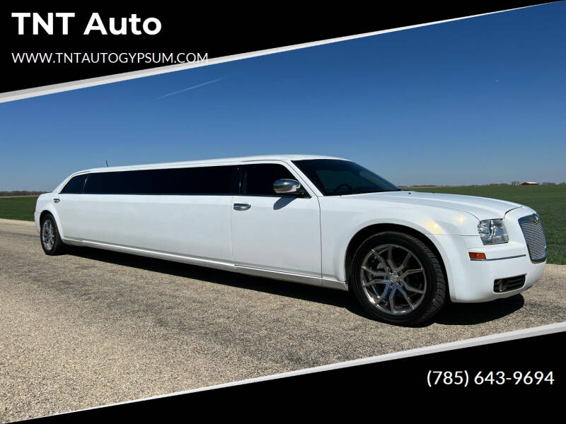 2008 Chrysler 300 for sale at TNT Auto in Gypsum KS