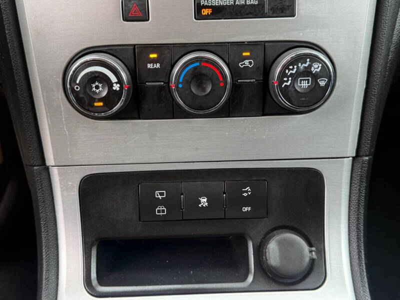 2011 GMC Acadia SLE