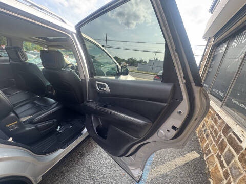 2015 Nissan Pathfinder Platinum