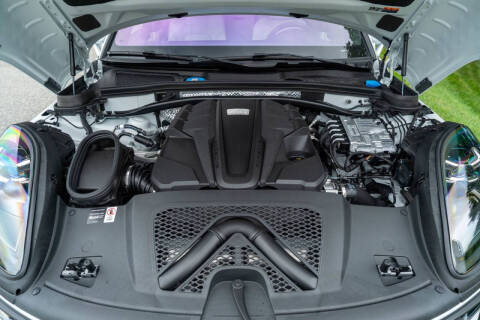 2025 Porsche Macan S