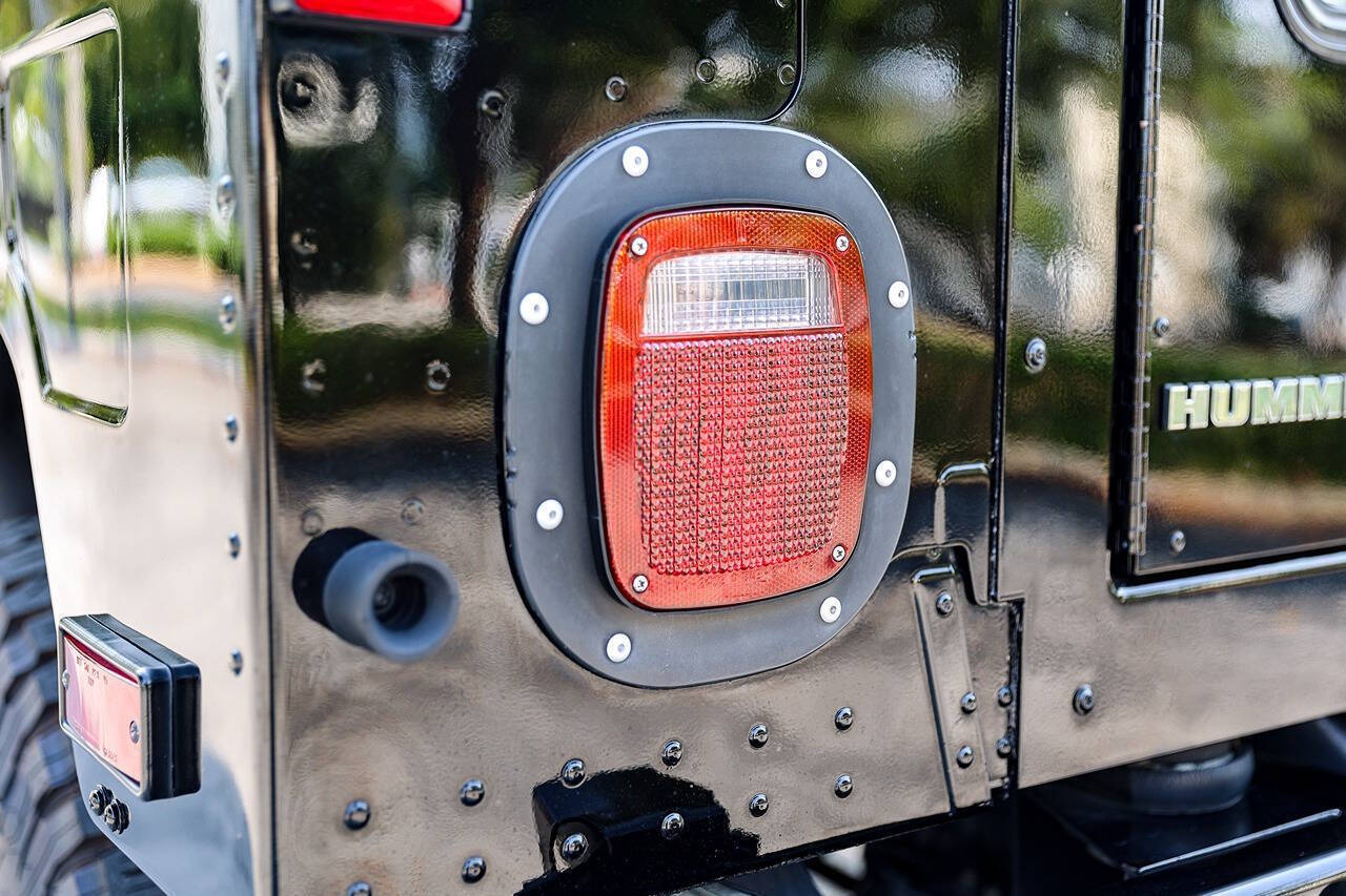 2004 HUMMER H1 42