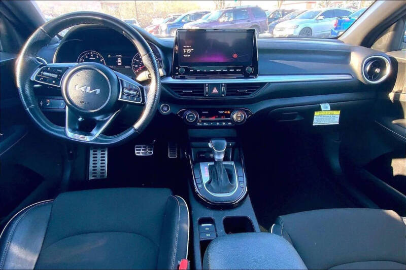 2023 Kia Forte GT-Line