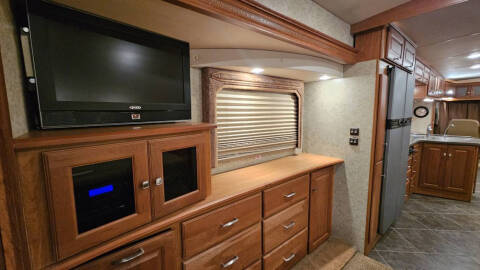 2009 Winnebago Itssca Meridian 34Y