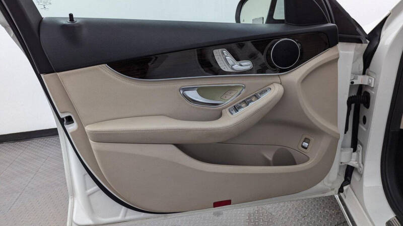 2015 Mercedes-Benz C-Class C 300