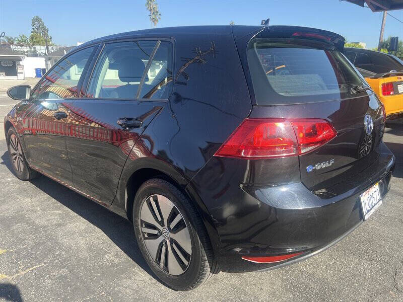 2016 Volkswagen e-Golf SE