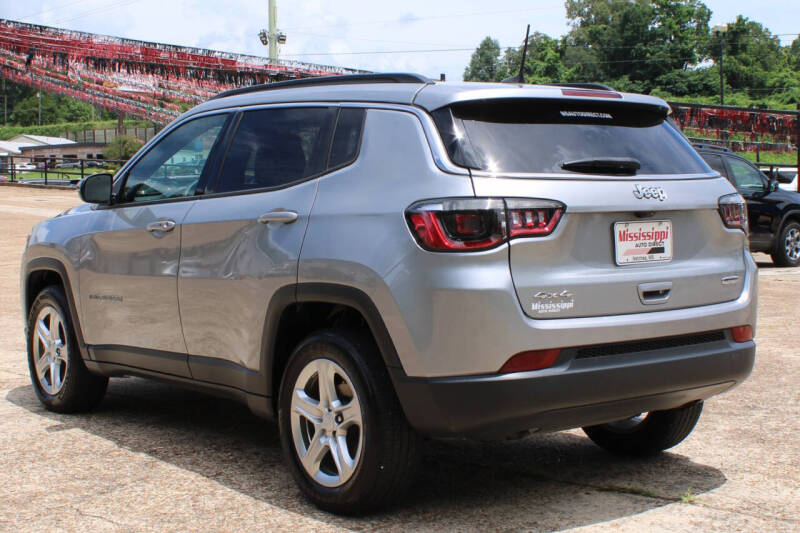 2023 Jeep Compass Latitude