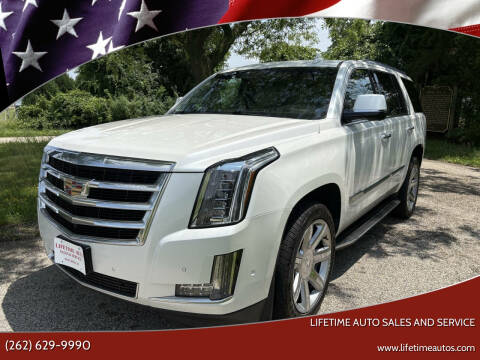 2017 Cadillac Escalade Luxury