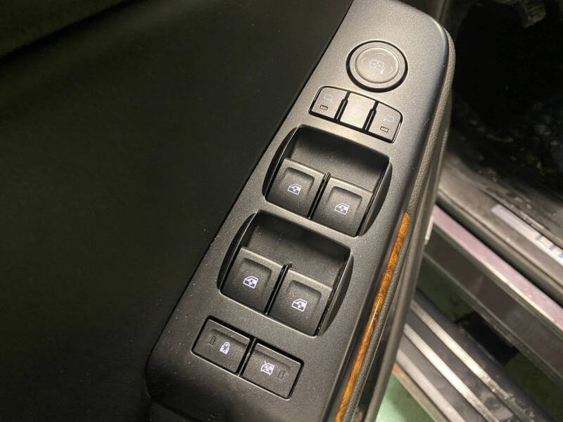 2015 Chevrolet Suburban LTZ