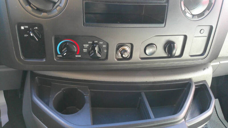 2011 Ford E-Series E-250