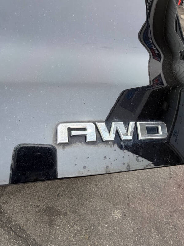 2019 GMC Acadia SLE-2