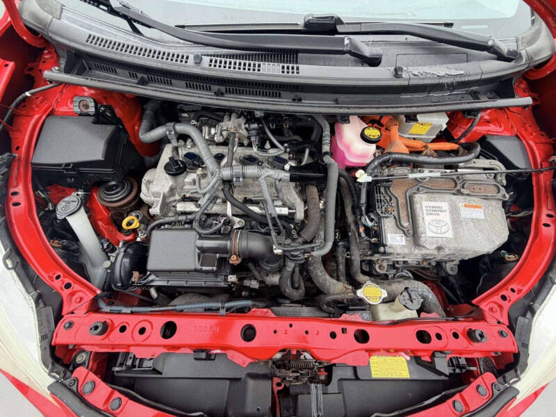 2013 Toyota Prius c Two