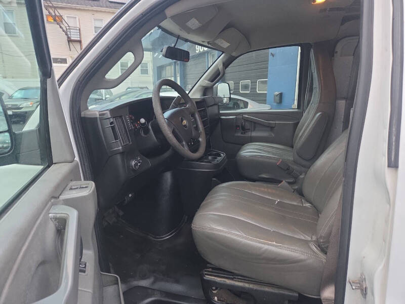 2018 Chevrolet Express 2500