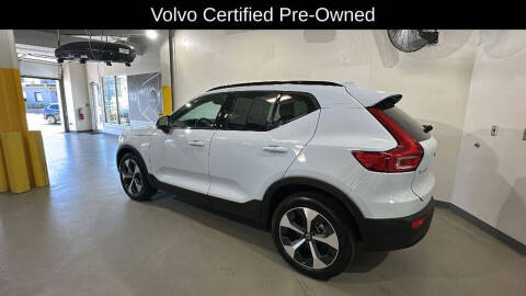 2026 Volvo XC40 B5 Plus