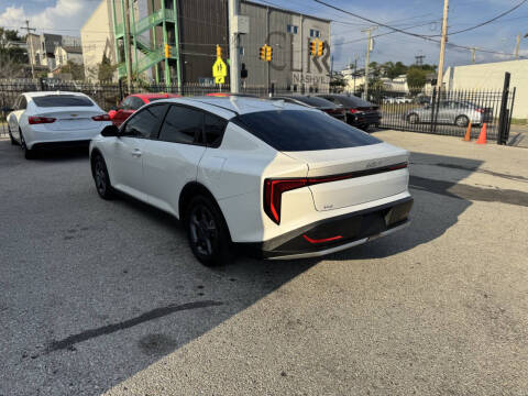 2025 Kia K4 LX