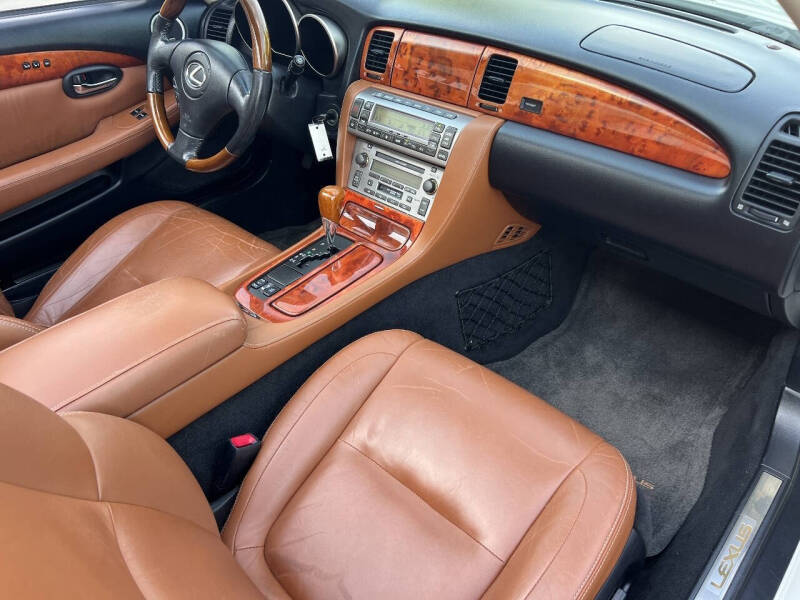 2003 Lexus SC 430