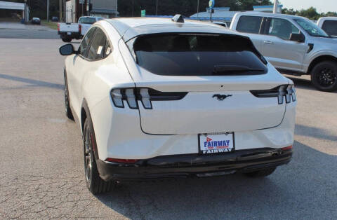 2025 Ford Mustang Mach-E Premium