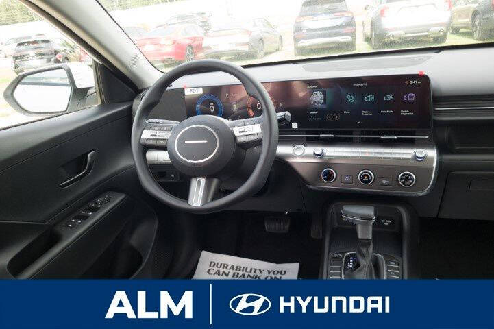 2026 Hyundai Kona SE