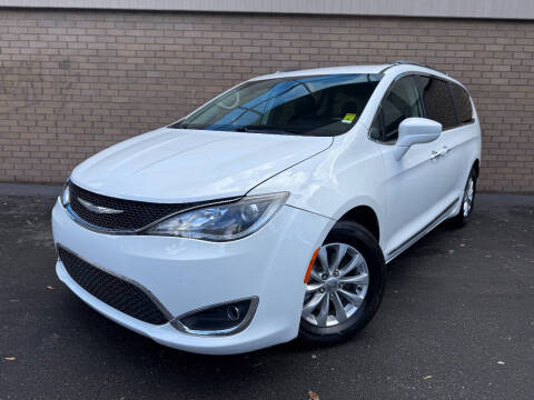 2018 Chrysler Pacifica for sale at Golden Star Auto Sales in Sacramento CA