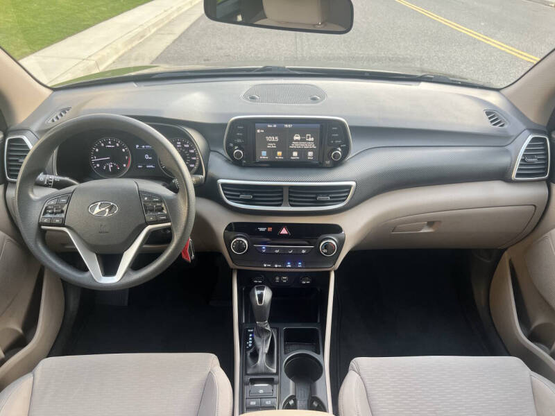 2020 Hyundai Tucson SE