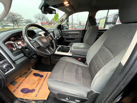 2020 RAM 1500 Classic SLT