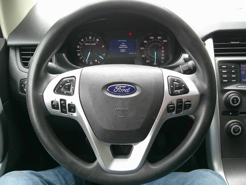 2011 Ford Edge SE