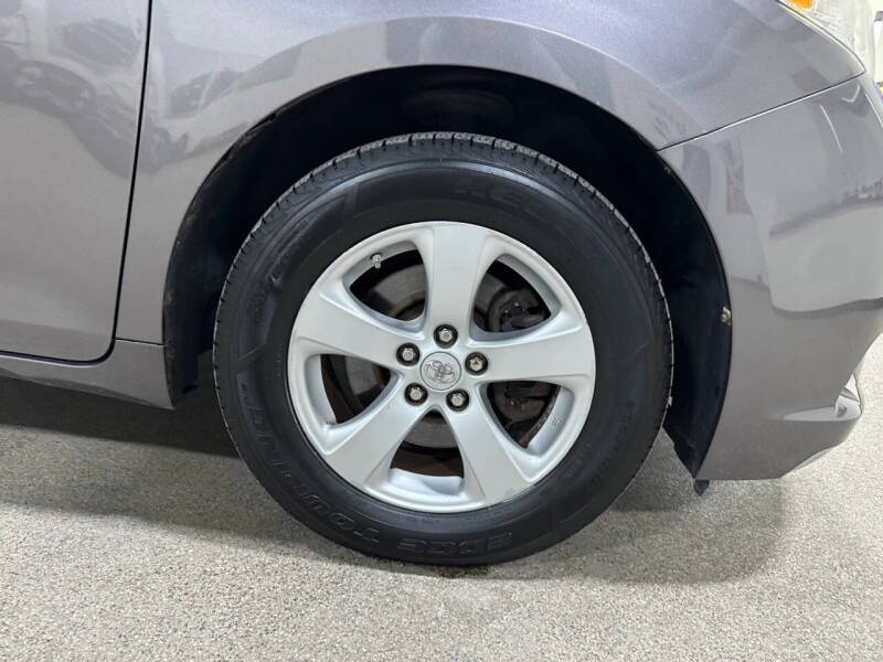 2012 Toyota Sienna