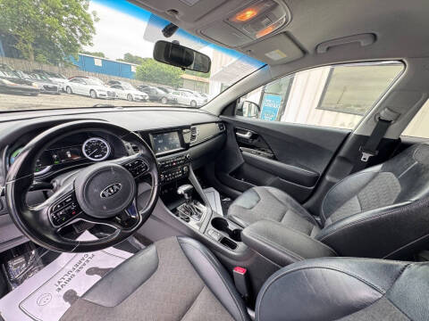 2017 Kia Niro EX