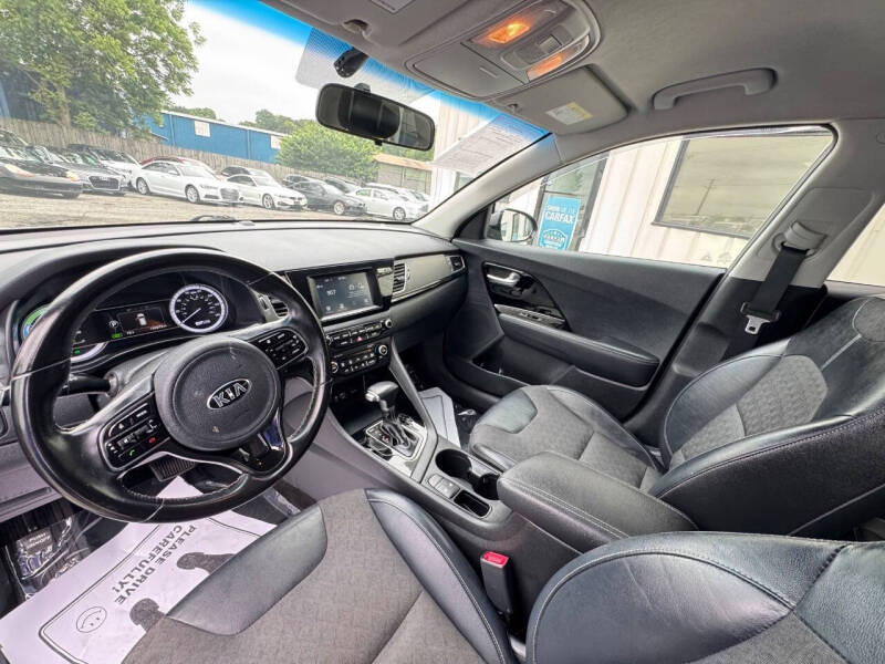 2017 Kia Niro EX