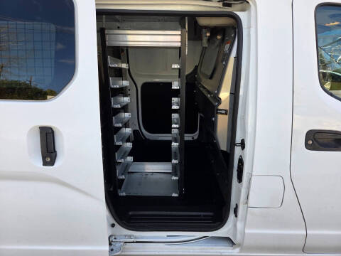 2017 Nissan NV200 S