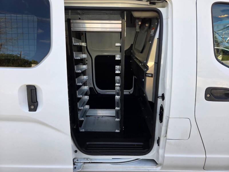 2017 Nissan NV200 S