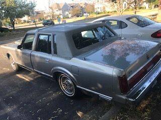 1986 Lincoln Town Car for sale at Classic Car Deals in Cadillac MI