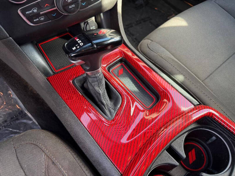 2017 Dodge Charger SXT