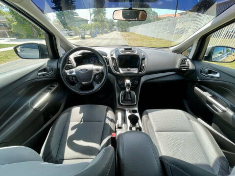 2017 Ford C-MAX Hybrid SE